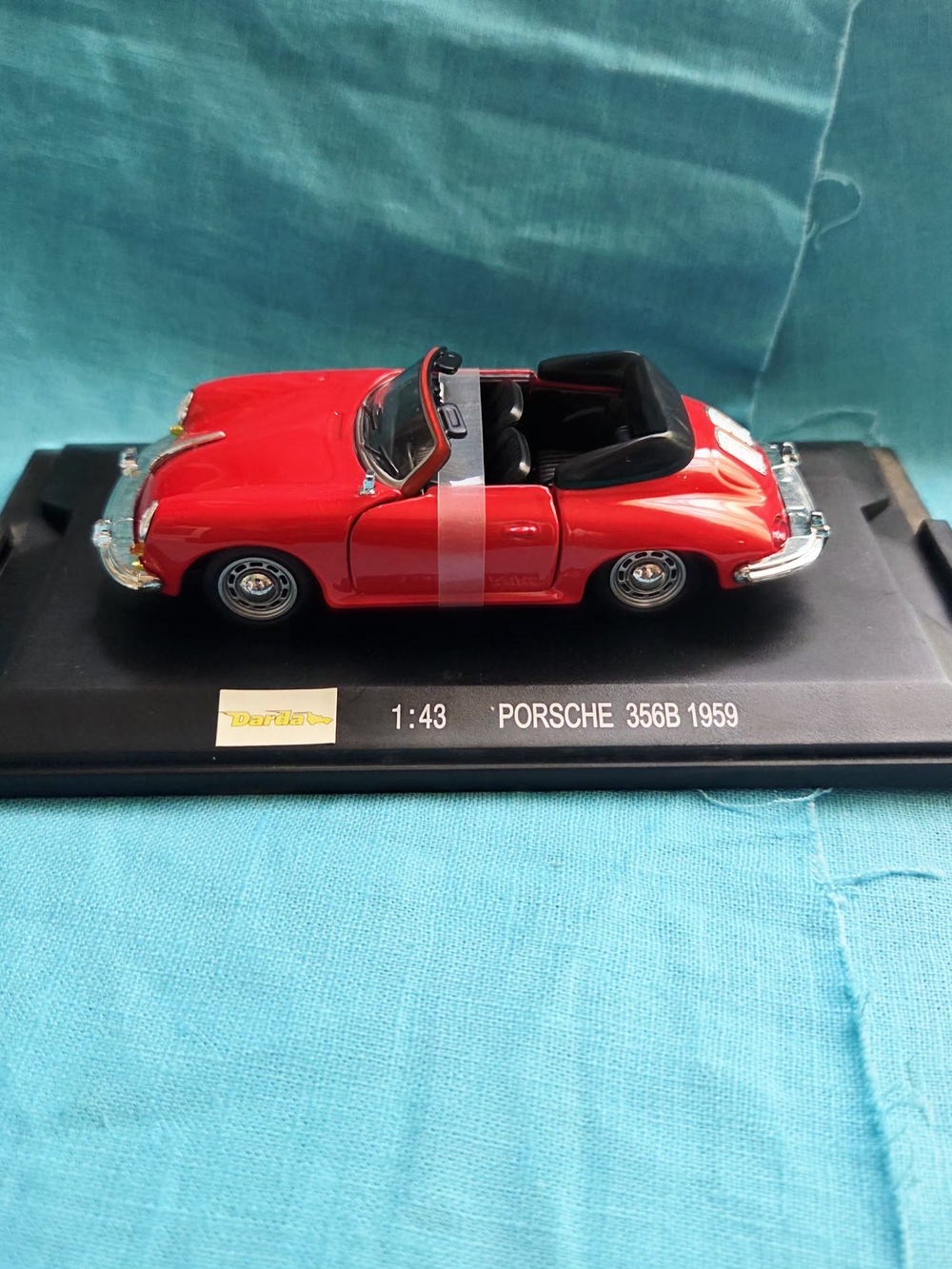 PORSCHE 356B 1959 DARDA 1:43 SCALE DIECAST MODEL CAR